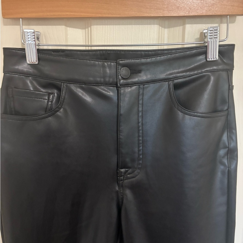 7 For All Mankind Faux Leather High‑Rise Flare Pants Black Size 27 - Picture 3 of 8